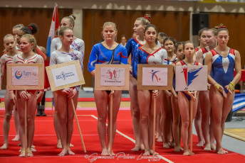 Christmas Gym Cup - WAG (2)