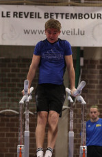 2023-12-10 Warm-up Men Jeunes Espoirs and Open Parallel bars at CGC Bettembourg 2023 (Martin Rulsch) 055