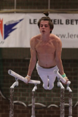 2023-12-10 Warm-up Men Jeunes Espoirs and Open Parallel bars at CGC Bettembourg 2023 (Martin Rulsch) 044