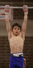 2023-12-10 Warm-up Men Poussines, Benjamines and Minimes Horizontal bar at CGC Bettembourg 2023 (Martin Rulsch) 063