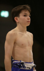 2023-12-10 Warm-up Men Poussines, Benjamines and Minimes at CGC Bettembourg 2023 Rest (Martin Rulsch) 084