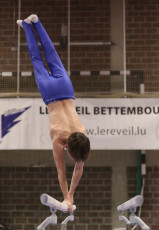 2023-12-09 Training Men 9 December Parallel bars at CGC Bettembourg 2023 (Martin Rulsch) 185