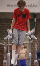 2023-12-09 Training Men 9 December Parallel bars at CGC Bettembourg 2023 (Martin Rulsch) 140