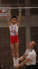2023-12-10 Warm-up Men Poussines, Benjamines and Minimes Horizontal bar at CGC Bettembourg 2023 (Martin Rulsch) 022