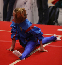 2023-12-10 Warm-up Men Poussines, Benjamines and Minimes Floor exercise at CGC Bettembourg 2023 (Martin Rulsch) 033