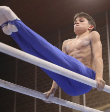 2023-12-09 Training Men 9 December Parallel bars at CGC Bettembourg 2023 (Martin Rulsch) 112