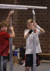 2023-12-09 Training Men 9 December Parallel bars at CGC Bettembourg 2023 (Martin Rulsch) 047