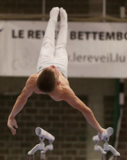 2023-12-10 Warm-up Men Poussines, Benjamines and Minimes Parallel bars at CGC Bettembourg 2023 (Martin Rulsch) 135