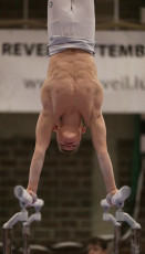 2023-12-10 Warm-up Men Poussines, Benjamines and Minimes Parallel bars at CGC Bettembourg 2023 (Martin Rulsch) 134