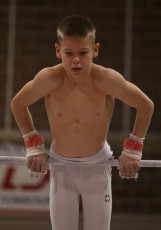 2023-12-10 Warm-up Men Poussines, Benjamines and Minimes Horizontal bar at CGC Bettembourg 2023 (Martin Rulsch) 122