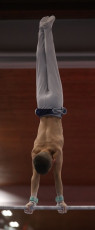 2023-12-10 Warm-up Men Poussines, Benjamines and Minimes Horizontal bar at CGC Bettembourg 2023 (Martin Rulsch) 110