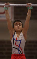 2023-12-10 Warm-up Men Poussines, Benjamines and Minimes Horizontal bar at CGC Bettembourg 2023 (Martin Rulsch) 010