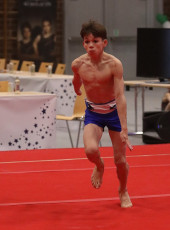 2023-12-10 Warm-up Men Poussines, Benjamines and Minimes Floor exercise at CGC Bettembourg 2023 (Martin Rulsch) 138