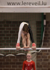 2023-12-09 Warm-up Women Poussines and Open Uneven bars at CGC Bettembourg 2023 (Martin Rulsch) 150