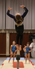 2023-12-09 Warm-up Women Poussines and Open Balance beam at CGC Bettembourg 2023 (Martin Rulsch) 007