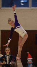 2023-12-09 Warm-up Women Benjamines and Jeunes Espoirs Balance beam Balance beam at CGC Bettembourg 2023 (Martin Rulsch) 019