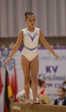 2023-12-09 Warm-up Women Poussines and Open Balance beam at CGC Bettembourg 2023 (Martin Rulsch) 036
