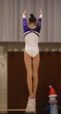 2023-12-09 Warm-up Women Poussines and Open Balance beam at CGC Bettembourg 2023 (Martin Rulsch) 130