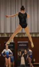 2023-12-09 Warm-up Women Poussines and Open Balance beam at CGC Bettembourg 2023 (Martin Rulsch) 074