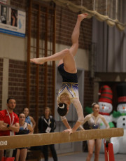 2023-12-09 Warm-up Women Benjamines and Jeunes Espoirs Balance beam Balance beam at CGC Bettembourg 2023 (Martin Rulsch) 066