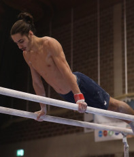 2023-12-09 Training Men 9 December Parallel bars at CGC Bettembourg 2023 (Martin Rulsch) 292