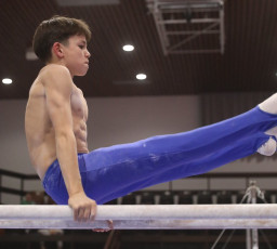 2023-12-09 Training Men 9 December Parallel bars at CGC Bettembourg 2023 (Martin Rulsch) 225