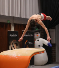 2023-12-10 Warm-up Men Jeunes Espoirs and Open Vault at CGC Bettembourg 2023 (Martin Rulsch) 01