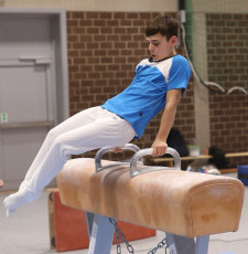 2023-12-10 Warm-up Men Jeunes Espoirs and Open Pommel horse at CGC Bettembourg 2023 (Martin Rulsch) 05