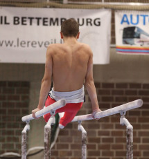 2023-12-10 Warm-up Men Jeunes Espoirs and Open Parallel bars at CGC Bettembourg 2023 (Martin Rulsch) 134
