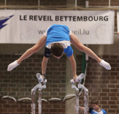 2023-12-10 Warm-up Men Jeunes Espoirs and Open Parallel bars at CGC Bettembourg 2023 (Martin Rulsch) 120