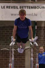 2023-12-10 Warm-up Men Jeunes Espoirs and Open Parallel bars at CGC Bettembourg 2023 (Martin Rulsch) 054