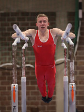 2023-12-10 Warm-up Men Jeunes Espoirs and Open Parallel bars at CGC Bettembourg 2023 (Martin Rulsch) 034