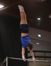 2023-12-10 Warm-up Men Jeunes Espoirs and Open Horizontal bar at CGC Bettembourg 2023 (Martin Rulsch) 099
