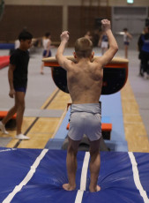 2023-12-10 Warm-up Men Poussines, Benjamines and Minimes Vault at CGC Bettembourg 2023 (Martin Rulsch) 09