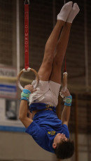 2023-12-10 Warm-up Men Poussines, Benjamines and Minimes Still rings at CGC Bettembourg 2023 (Martin Rulsch) 001