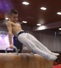 2023-12-10 Warm-up Men Poussines, Benjamines and Minimes Pommel horse at CGC Bettembourg 2023 (Martin Rulsch) 070