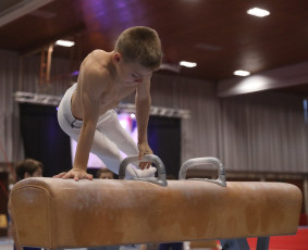 2023-12-10 Warm-up Men Poussines, Benjamines and Minimes Pommel horse at CGC Bettembourg 2023 (Martin Rulsch) 062