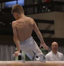 2023-12-10 Warm-up Men Poussines, Benjamines and Minimes Pommel horse at CGC Bettembourg 2023 (Martin Rulsch) 049