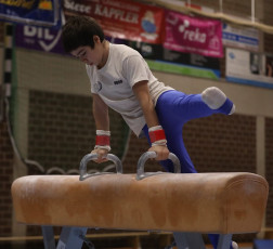 2023-12-10 Warm-up Men Poussines, Benjamines and Minimes Pommel horse at CGC Bettembourg 2023 (Martin Rulsch) 007