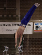 2023-12-10 Warm-up Men Poussines, Benjamines and Minimes Parallel bars at CGC Bettembourg 2023 (Martin Rulsch) 041