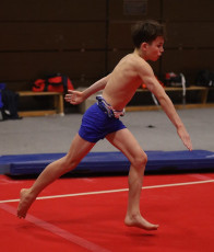 2023-12-10 Warm-up Men Poussines, Benjamines and Minimes Floor exercise at CGC Bettembourg 2023 (Martin Rulsch) 114