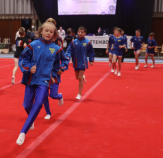 2023-12-10 Warm-up Men Poussines, Benjamines and Minimes at CGC Bettembourg 2023 Rest (Martin Rulsch) 005