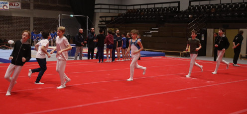 2023-12-10 Warm-up Men Poussines, Benjamines and Minimes at CGC Bettembourg 2023 Rest (Martin Rulsch) 003