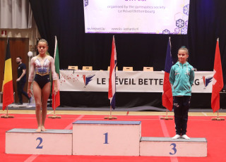 2023-12-09 Victory ceremony Women at CGC Bettembourg 2023 (Martin Rulsch) 03