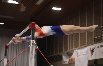 2023-12-09 Warm-up Women Poussines and Open Uneven bars at CGC Bettembourg 2023 (Martin Rulsch) 169