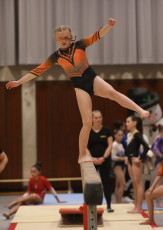 2023-12-09 Warm-up Women Poussines and Open Balance beam at CGC Bettembourg 2023 (Martin Rulsch) 320