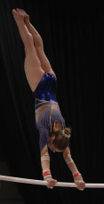 2023-12-09 Warm-up Women Benjamines and Jeunes Espoirs Balance beam Uneven bars at CGC Bettembourg 2023 (Martin Rulsch) 046