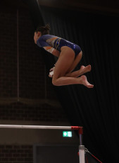2023-12-09 Warm-up Women Benjamines and Jeunes Espoirs Balance beam Uneven bars at CGC Bettembourg 2023 (Martin Rulsch) 020