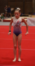 2023-12-09 Warm-up Women Benjamines and Jeunes Espoirs Balance beam Floor exercise at CGC Bettembourg 2023 (Martin Rulsch) 01