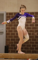 2023-12-09 Competition Women Benjamines and Jeunes Espoirs Balance beam at CGC Bettembourg 2023 (Martin Rulsch) 126
